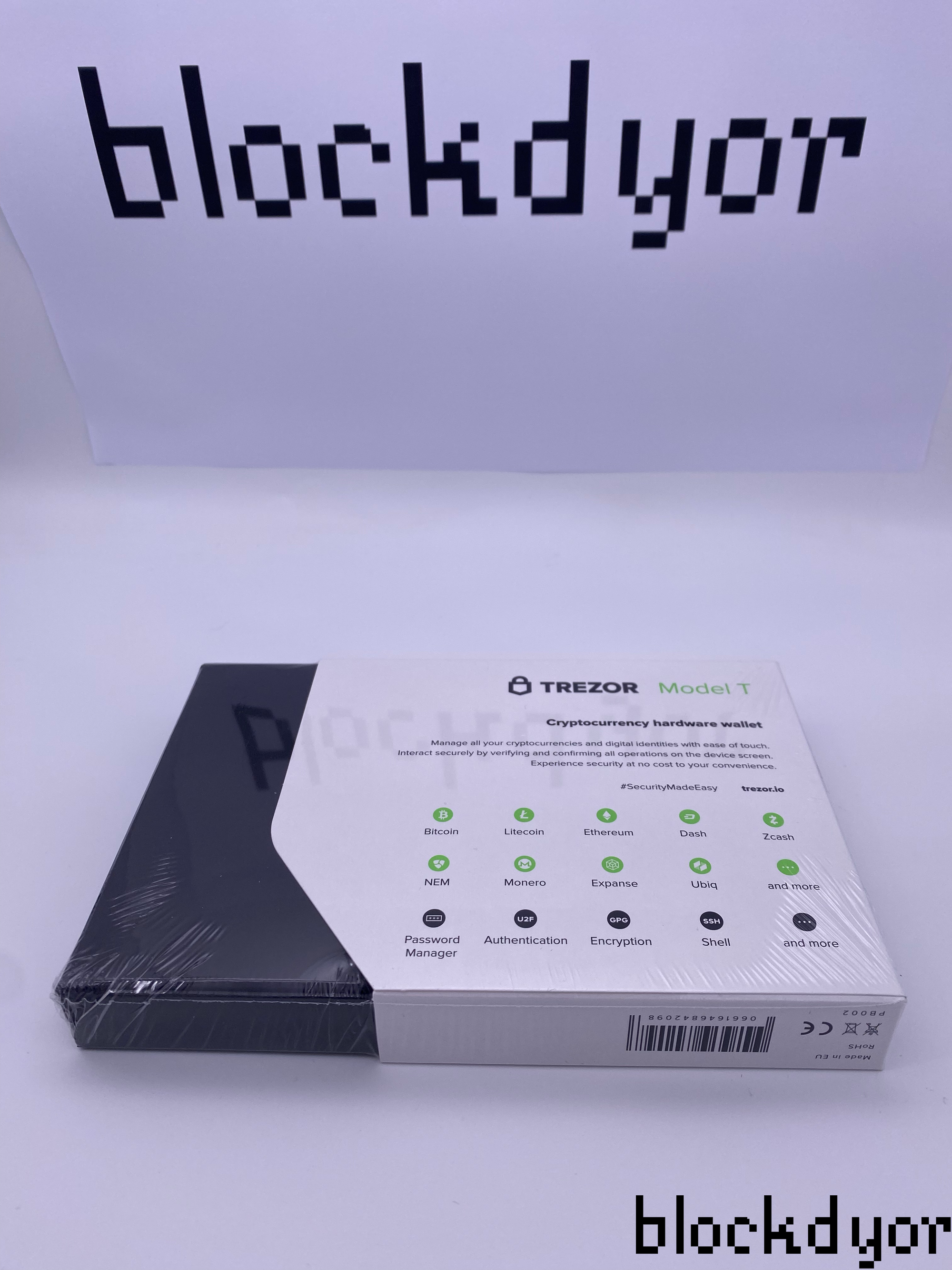 Trezor Model T Packaging Back